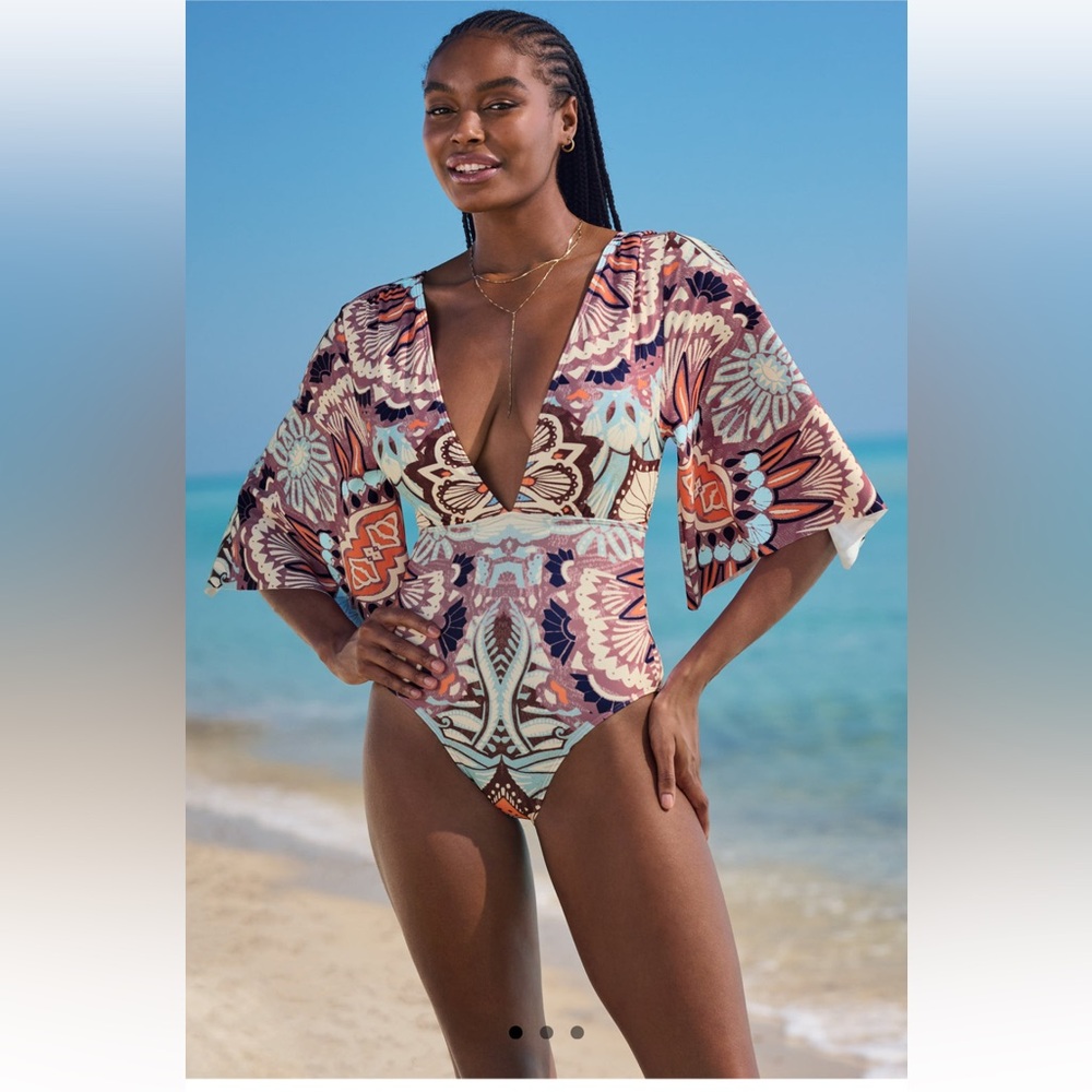NWOT Venus One Piece Swimsuit